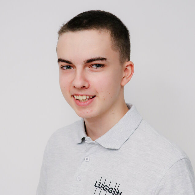 Lukas_grau